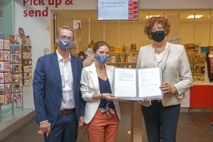 Le 7eme contrat de gestion entre bpost et l’etat belge s’accompagne pour la première fois d’une charte rse, pour plus de durabilité environnementale, sociale et économique